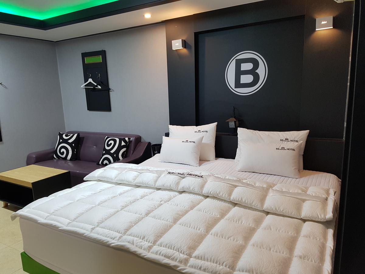 Business Hotel Gangseo Пусан Экстерьер фото